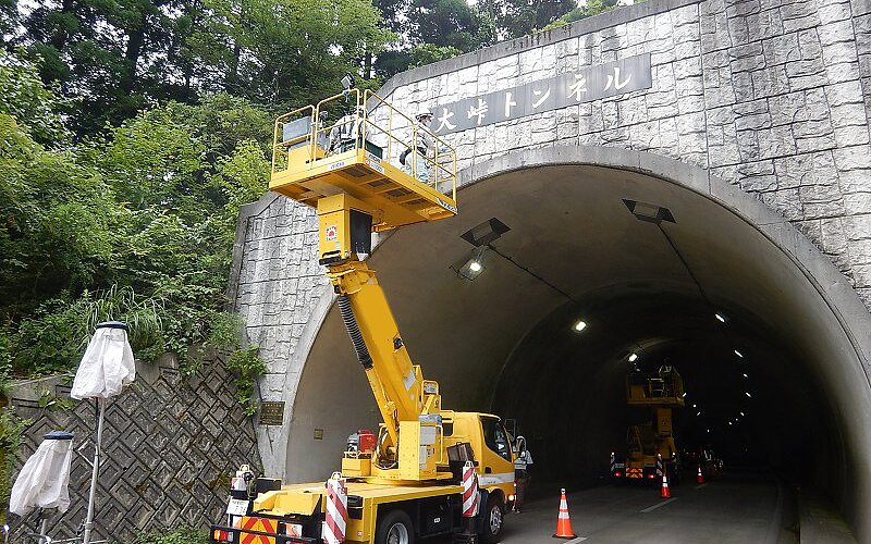 令和3年度　大分県内トンネル点検のイメージ