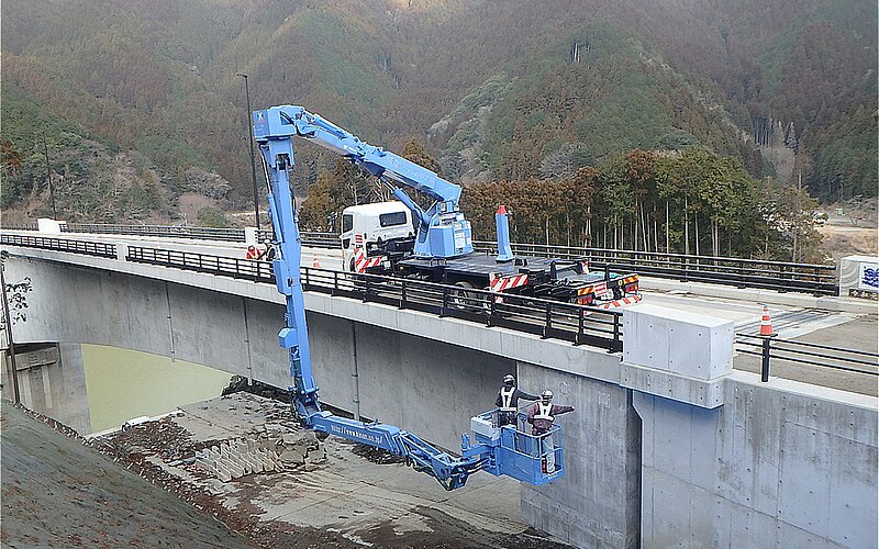 令和2年度　福岡県内橋梁点検のイメージ